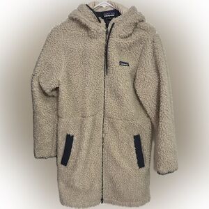 Patagonia Two-Tone Jacket in Navy and Cream